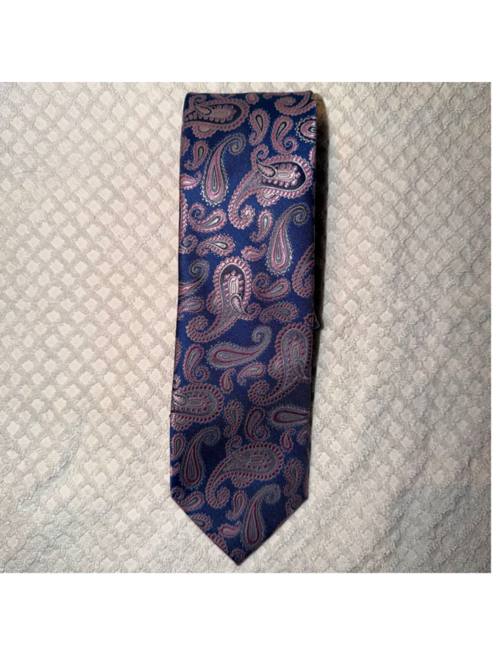 NWT Men’s Platinum Designs Paisley 100% Polyester Machine Washable Neck Tie